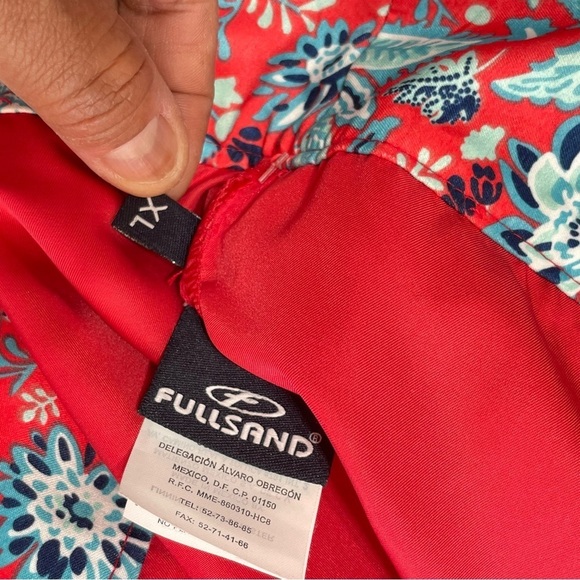 Fullsand Red and blue floral skort size XL.
Beach wear, vacation, pool - Picture 9 of 13